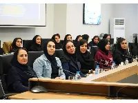تجلیل از مقام زن و مادر
